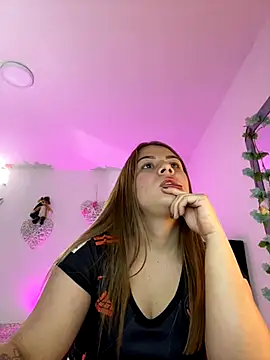 little tifanny82 online show from 10-17-25, 05:15