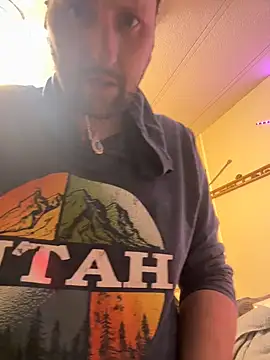 Snapshot of BobbyQ29 chatting on 12-13-25, 10:15 BobbyQ29 online show from 12-13-25, 10:15