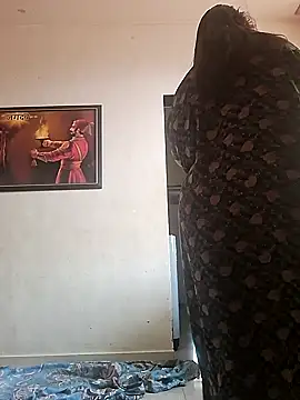 Snapshot of Ravina_patil1 chatting on 02-06-25, 05:14 Ravina patil1 online show from 02-06-25, 05:14