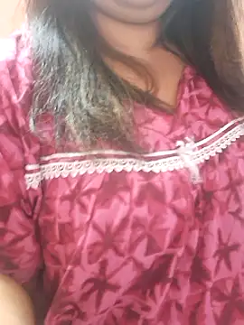 Snapshot of Ravina_patil1 chatting on 02-19-25, 07:38 Ravina patil1 online show from 02-19-25, 07:38