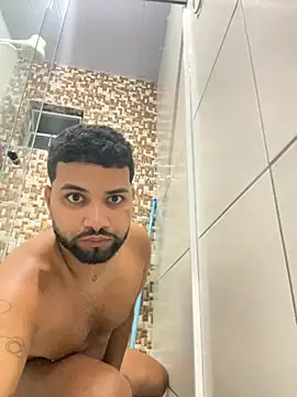 EuuupravcS2 online show from 10-12-25, 01:59