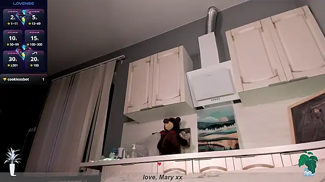 Mary Xextra online show from 11-20-25, 01:17