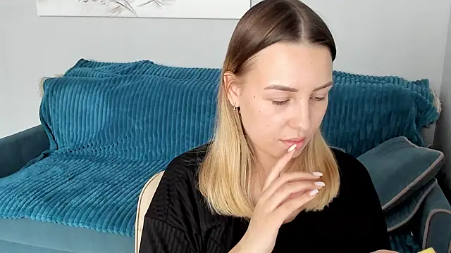 Mia shy1 online show from 01-25-25, 10:51