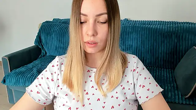 Mia shy1 online show from 02-07-25, 07:40