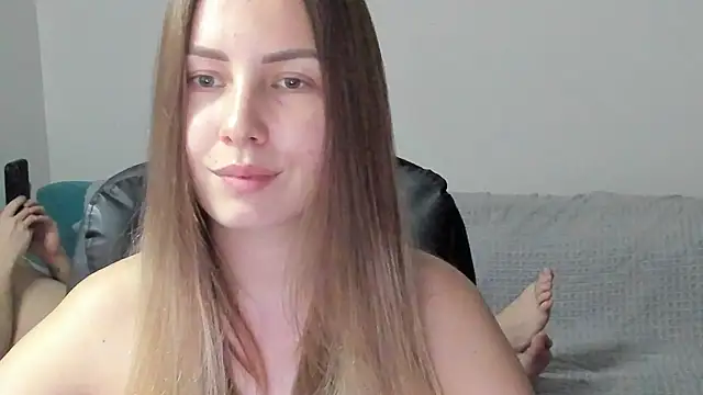 Mia shy1 online show from 01-12-26, 08:47