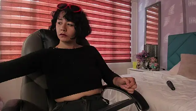 Moony 14 online show from 02-06-25, 04:47