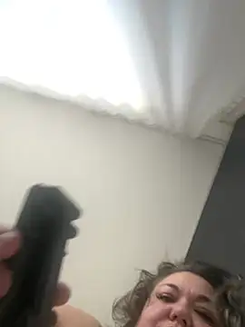 MikyVesela online show from 01-12-26, 08:52