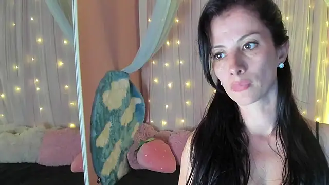 Snapshot of Aliiz_01 chatting on 12-09-24, 11:24 Aliiz 01 online show from 12-09-24, 11:24