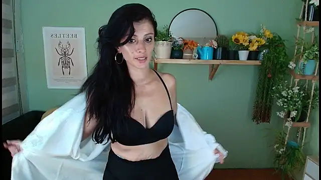 Snapshot of Aliiz_01 chatting on 02-21-25, 05:31 Aliiz 01 online show from 02-21-25, 05:31