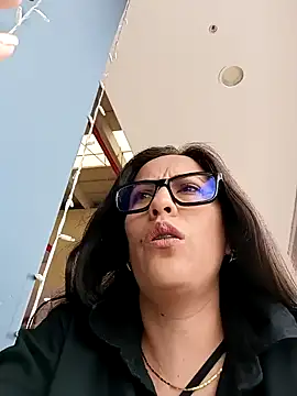 Snapshot of Lena-32 chatting on 12-09-24, 04:15 Lena-32 online show from 12-09-24, 04:15