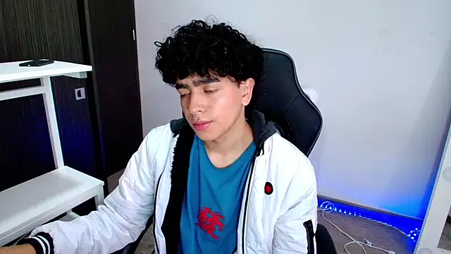 Snapshot of _nickconnor01 chatting on 02-04-25, 07:55 nickconnor01 online show from 02-04-25, 07:55