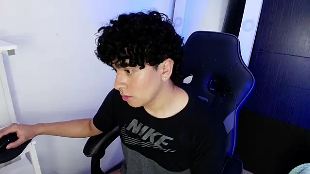 Snapshot of _nickconnor01 chatting on 02-24-25, 08:58 nickconnor01 online show from 02-24-25, 08:58