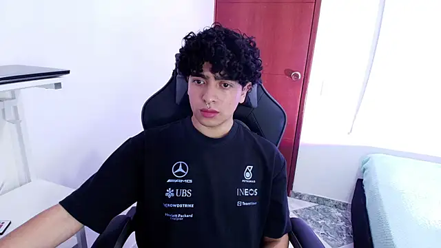 Snapshot of _nickconnor01 chatting on 03-07-25, 09:27 nickconnor01 online show from 03-07-25, 09:27