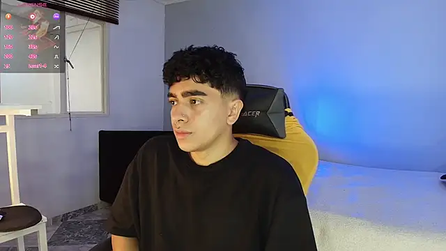 Snapshot of _nickconnor01 chatting on 10-02-25, 09:33 nickconnor01 online show from 10-02-25, 09:33