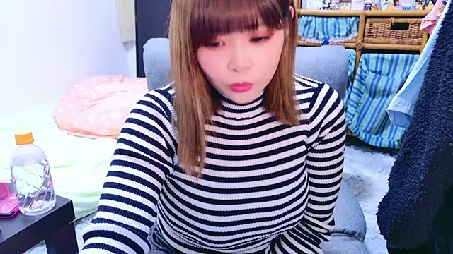 Snapshot of Megu_Melon chatting on 01-03-25, 10:09 Megu Melon online show from 01-03-25, 10:09