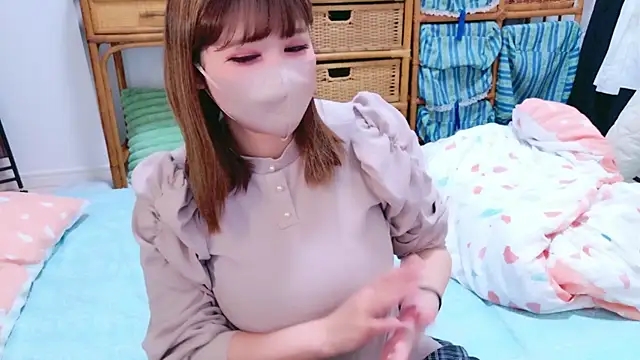 Snapshot of Megu_Melon chatting on 03-08-25, 11:27 Megu Melon online show from 03-08-25, 11:27