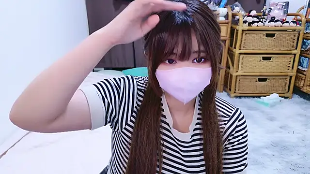 Snapshot of Megu_Melon chatting on 10-05-25, 10:46 Megu Melon online show from 10-05-25, 10:46