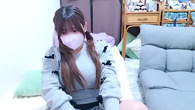 Snapshot of Megu_Melon chatting on 10-27-25, 09:35 Megu Melon online show from 10-27-25, 09:35