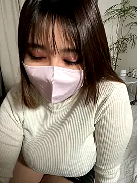 Snapshot of Megu_Melon chatting on 12-17-25, 02:45 Megu Melon online show from 12-17-25, 02:45