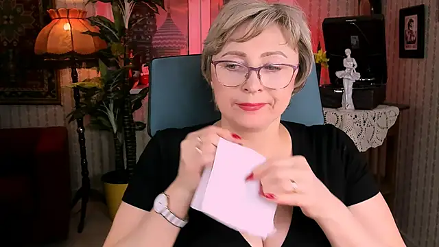 sugar vivien online show from 02-20-25, 04:14