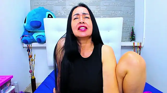 HorniestMilf online show from 10-05-25, 03:54