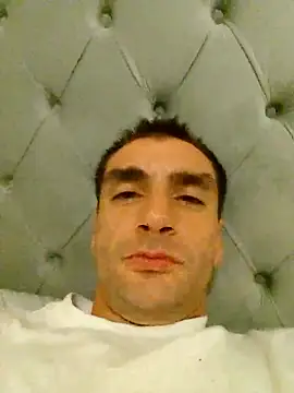 Snapshot of youhavefunandillcum chatting on 03-22-25, 08:48 youhavefunandillcum online show from 03-22-25, 08:48