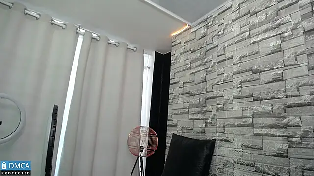 BellaOdisea online show from 03-17-25, 05:16