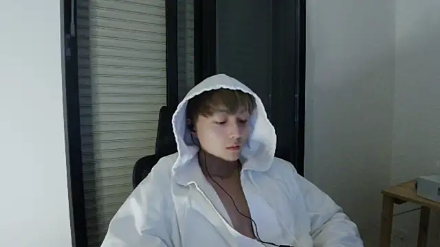 Tkcqcc online show from 02-21-25, 04:37