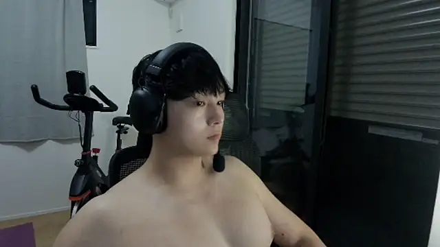 Tkcqcc online show from 09-25-25, 02:10