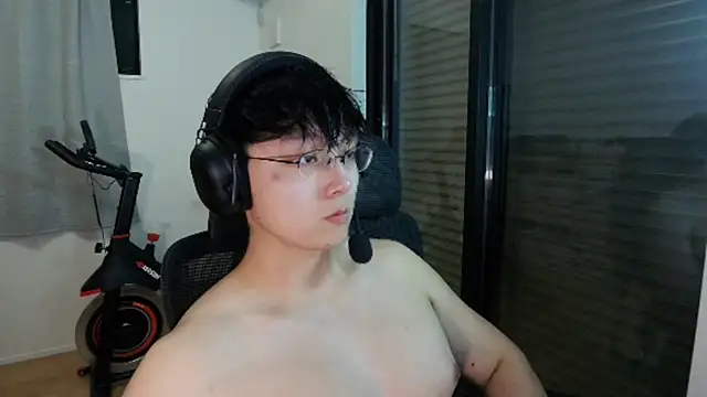 Tkcqcc online show from 10-19-25, 01:12