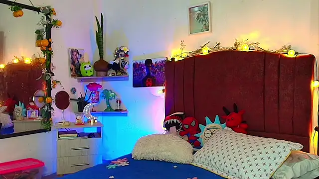 alisson zafiro  online show from 04-12-26, 03:22