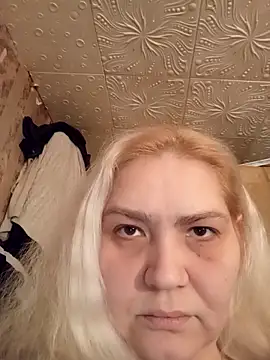 Snapshot of Minna_Jeannie chatting on 02-13-25, 03:29 Minna Jeannie online show from 02-13-25, 03:29