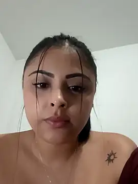 Snapshot of MelannyBell chatting on 03-16-25, 07:17 MelannyBell online show from 03-16-25, 07:17