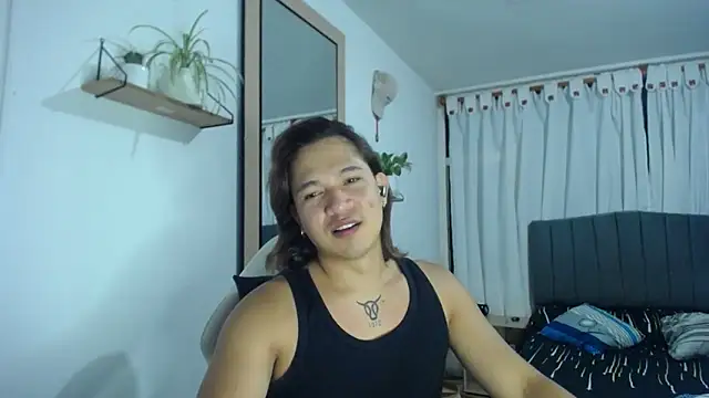 Snapshot of Valerioe chatting on 01-31-25, 06:57 Valerioe online show from 01-31-25, 06:57