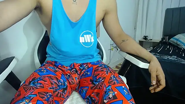 Snapshot of Valerioe chatting on 02-27-25, 09:54 Valerioe online show from 02-27-25, 09:54