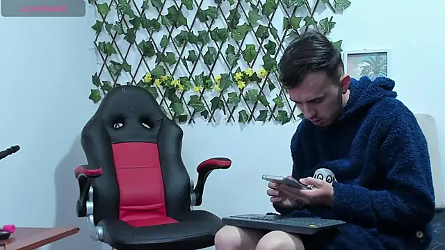 Snapshot of big-dicktop23 chatting on 12-18-24, 05:10 big-dicktop23 online show from 12-18-24, 05:10