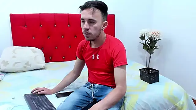 Snapshot of big-dicktop23 chatting on 12-20-24, 10:00 big-dicktop23 online show from 12-20-24, 10:00