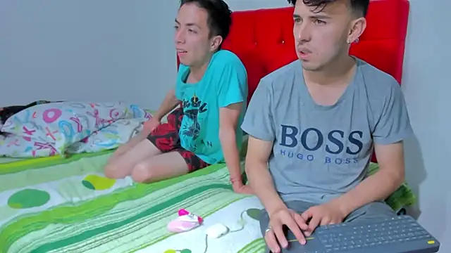 Snapshot of big-dicktop23 chatting on 02-15-25, 02:15 big-dicktop23 online show from 02-15-25, 02:15