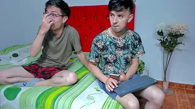 Snapshot of big-dicktop23 chatting on 02-16-25, 09:16 big-dicktop23 online show from 02-16-25, 09:16