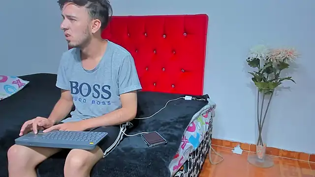 Snapshot of big-dicktop23 chatting on 03-20-25, 10:51 big-dicktop23 online show from 03-20-25, 10:51