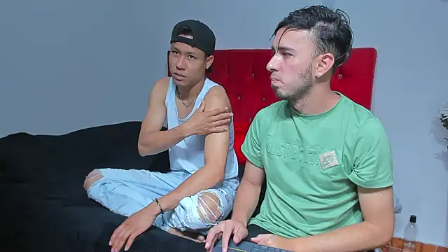 Snapshot of big-dicktop23 chatting on 03-22-25, 09:31 big-dicktop23 online show from 03-22-25, 09:31