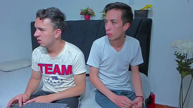 Snapshot of big-dicktop23 chatting on 09-10-25, 03:39 big-dicktop23 online show from 09-10-25, 03:39