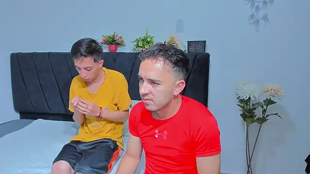 Snapshot of big-dicktop23 chatting on 09-18-25, 09:50 big-dicktop23 online show from 09-18-25, 09:50