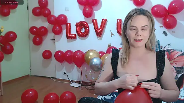 hotmilf4uxxx online show from 02-14-26, 11:51