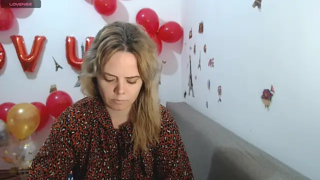 hotmilf4uxxx online show from 02-17-26, 11:18