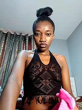 Snapshot of kinkybeby chatting on 10-19-25, 06:36 kinkybeby online show from 10-19-25, 06:36