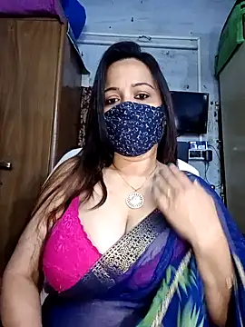 Snapshot of albelasummi702 chatting on 02-01-25, 01:12 albelasummi702 online show from 02-01-25, 01:12