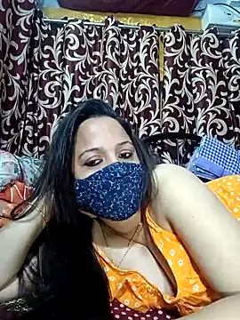 Snapshot of albelasummi702 chatting on 02-05-25, 05:09 albelasummi702 online show from 02-05-25, 05:09