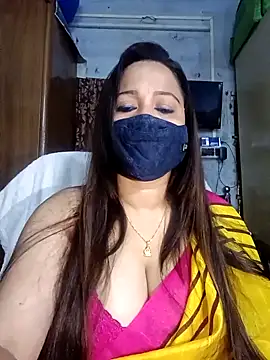 Snapshot of albelasummi702 chatting on 02-07-25, 05:10 albelasummi702 online show from 02-07-25, 05:10