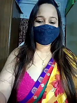 Snapshot of albelasummi702 chatting on 02-08-25, 05:18 albelasummi702 online show from 02-08-25, 05:18